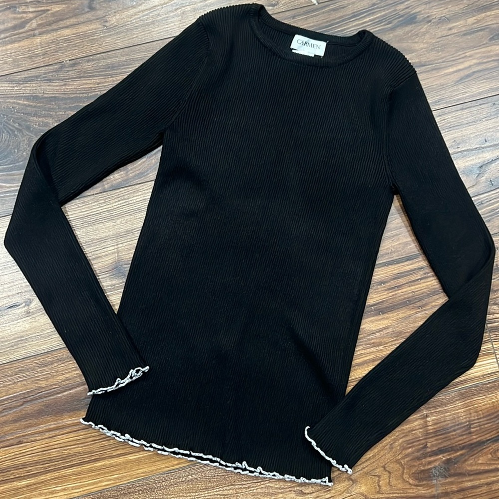 Carmen Marc valvo ribbed long sleeve, size M